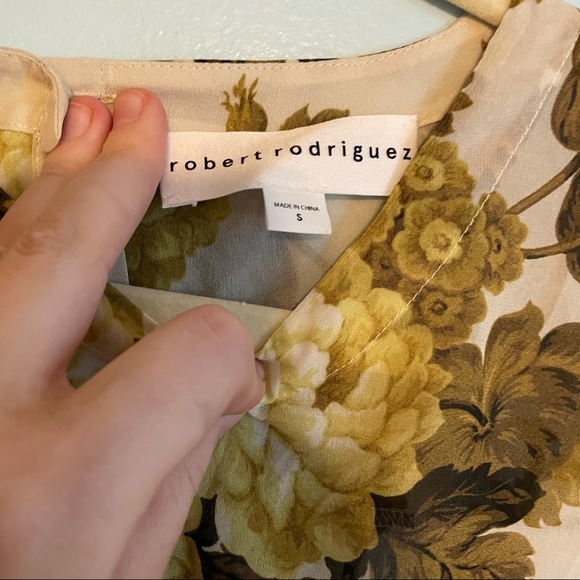 Robert Rodriguez Floral Print Drape Back Silk Top - Picture 7 of 7